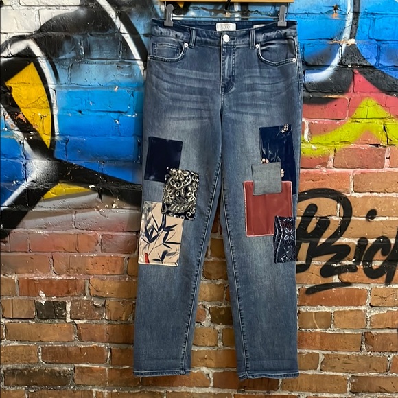 LOGO by Lori Goldstein Denim - LIMITED EDITION LOGO by LORI GOLDSTEIN-women’s blue patchwork BOYFRIEND jeans